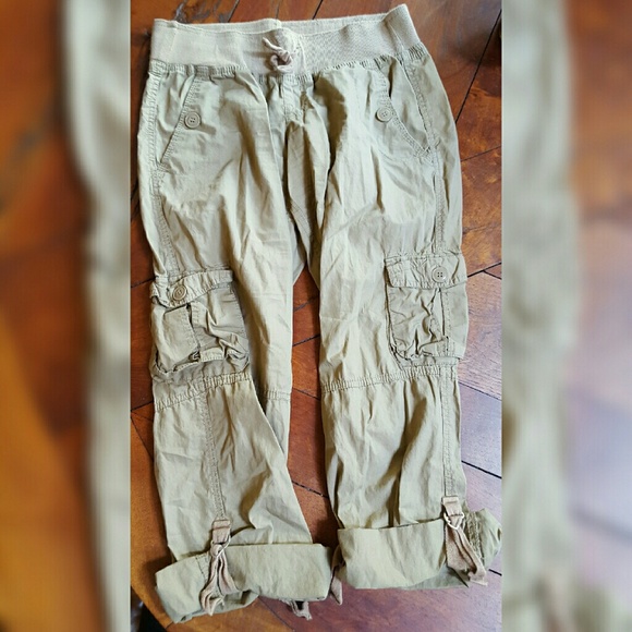🐢Tan Cargo Pants🐢