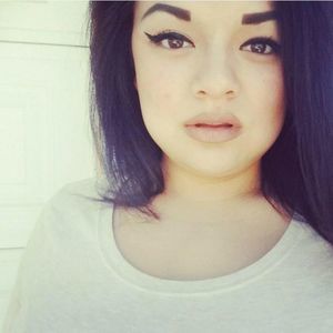 Meet your Posher, Vanessa