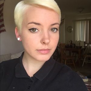 Meet your Posher, Linda