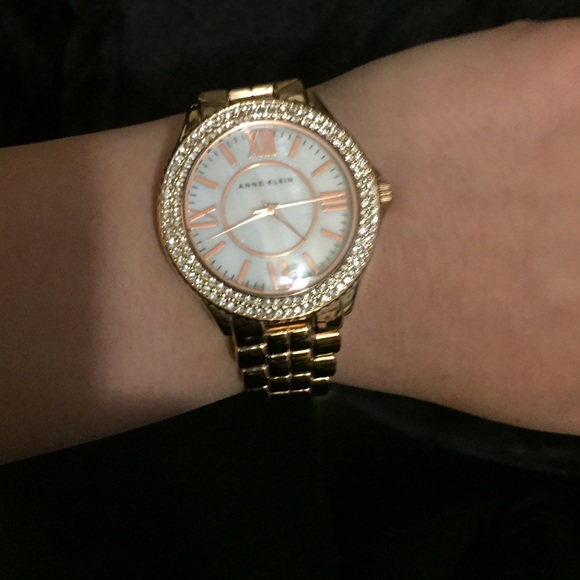 Anne Klein Watch - Picture 3 of 3