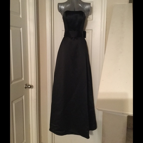 Gorgeous Black Prom/Bridesmaid Dress