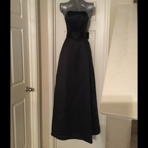 Gorgeous Black Prom/Bridesmaid Dress
