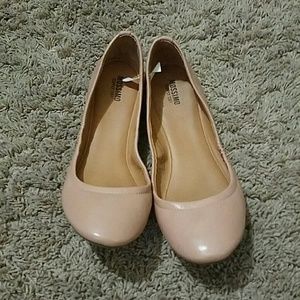 Tan Mossimo flats