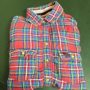 Plaid flannel button up shirt