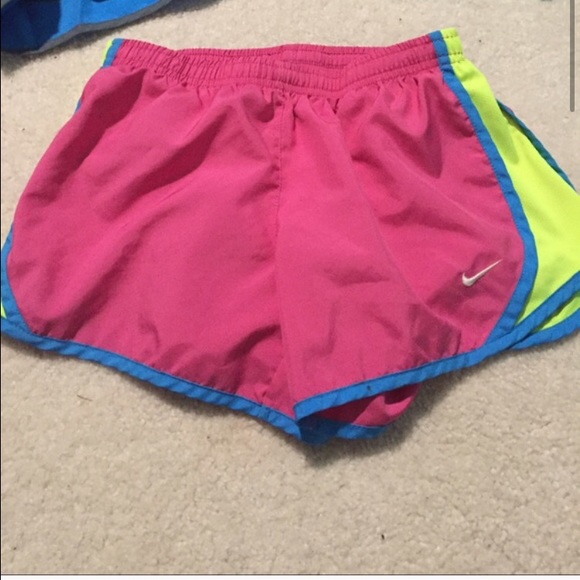Nike xs shorts