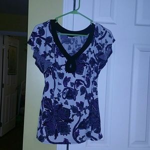 Super cute purple & black blouse