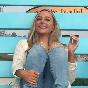 Meet your Posher, Wendy