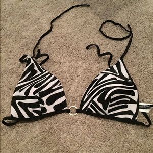 Daisy Fuentes bikini top