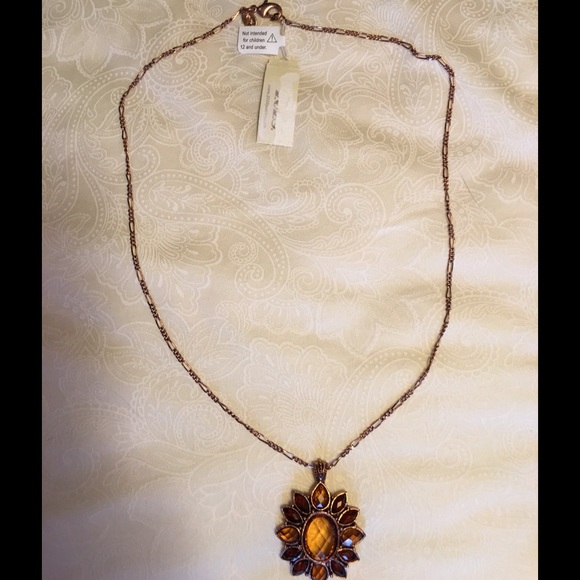Brand new 2028 necklace