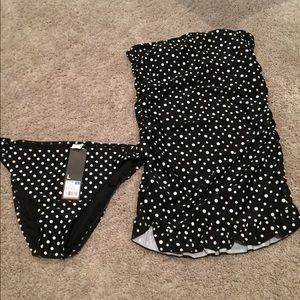 Strapless tankini and bottom polka dot