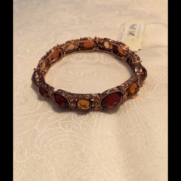 Brand new 2028 bracelet