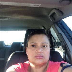 Meet your Posher, Nidia