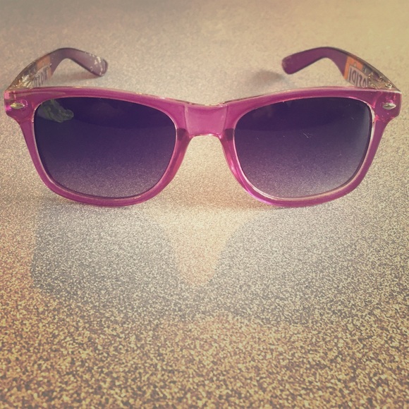 Ray-Ban Accessories - Purple Ray ban sunglasses!