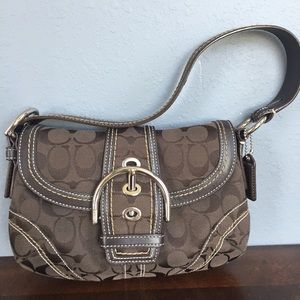 SALE! Coach Hampton shoulder bag
