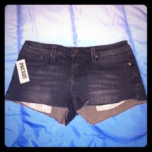 NWT FOX STEALTH CUT OFF DENIM SHORTS SZ 7/28 CUTE!