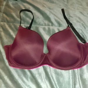 Maroon Victoria Secret 32d bra