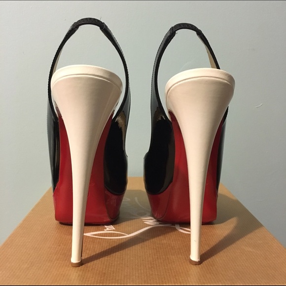 🎉🎉Sold🎉🎉 Christian Louboutin Lady Peep Sling - Picture 3 of 4