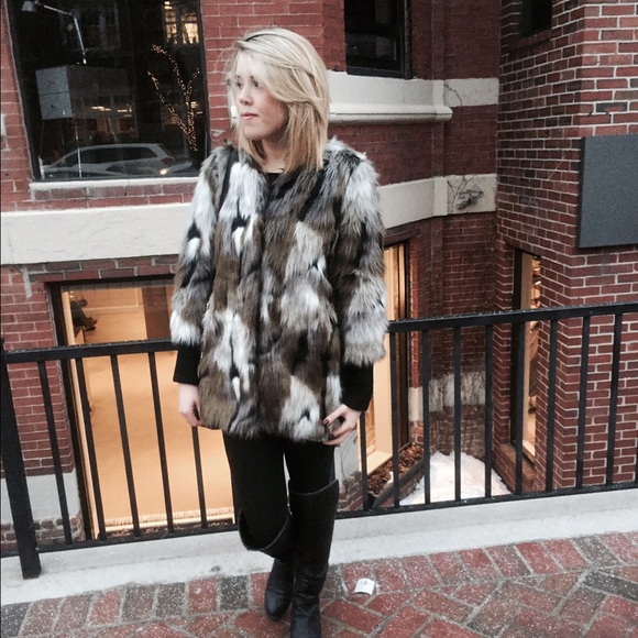 Anthropologie faux fur coat - Picture 2 of 2