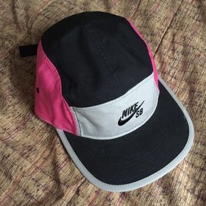 Vintage Nike SB 5-Panel