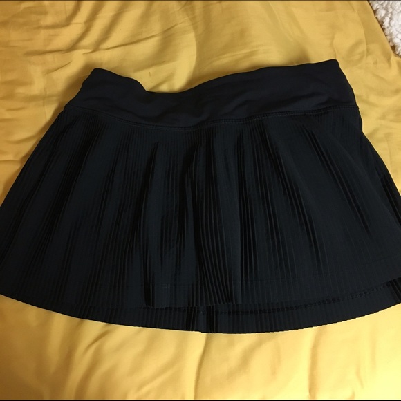 Lululemon Pleat to Street II Skirt