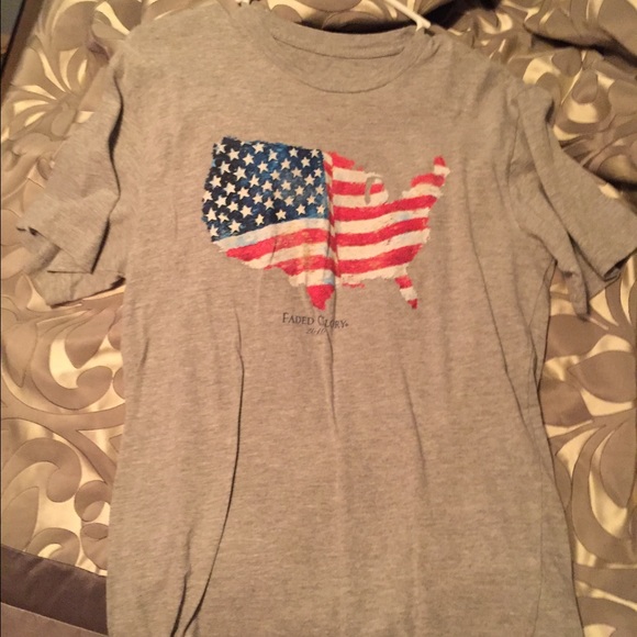 Tee shirt
