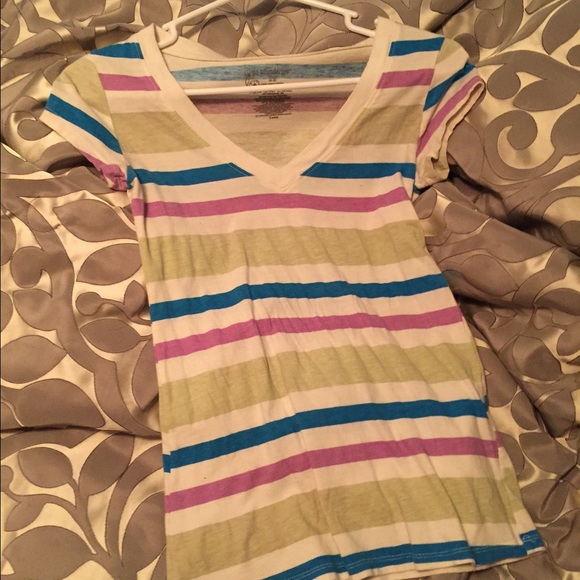 V-neck shirt