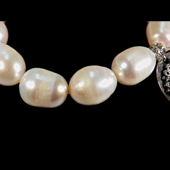 10 - 11 mm Natural Fresh Water Pearl Bracelet - Picture 2 of 3