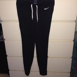 NIKE SWEATS!!!!!!!!!
