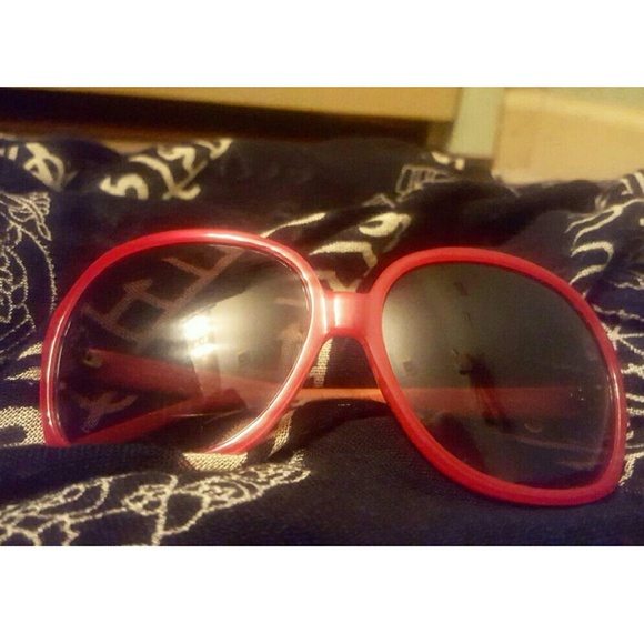 ❌❌SOLD❌❌ Red Fendi sunglasses