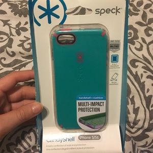 iPhone 5/5s Speck case