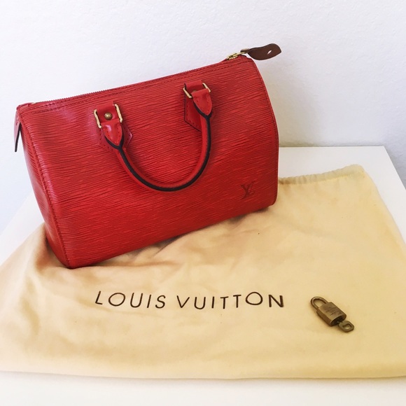 🚫SOLD🚫Louis Vuitton Epi Speedy 25