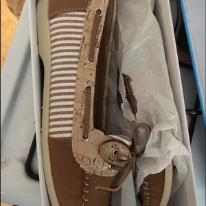 Brand new shoes size 6