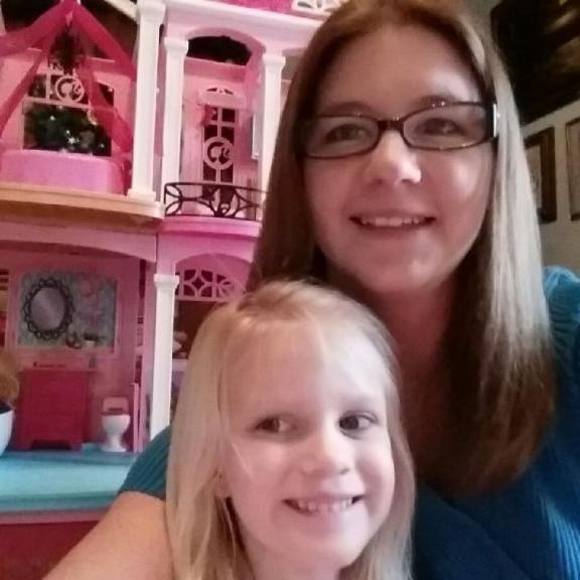 Meet your Posher, Stacy