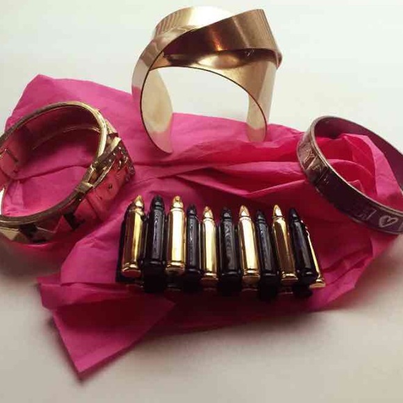 4 Sets of Bracelet Bundle