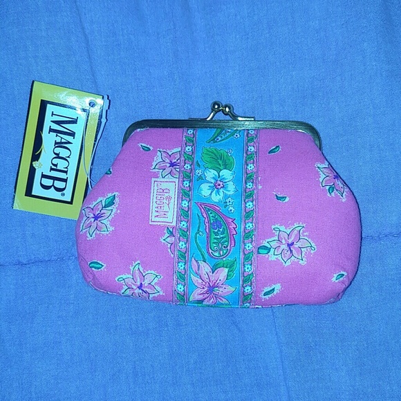 Maggi B coin purse. Nwt