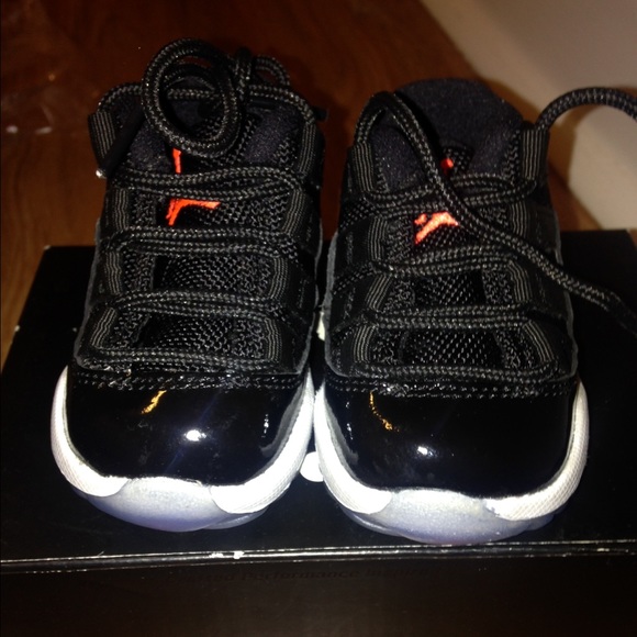 Jordan 11's