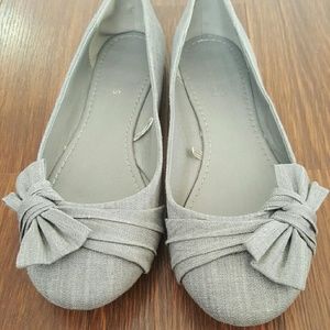 Grey Maurices flats