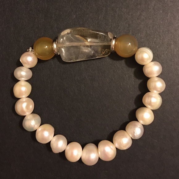 Pearls with citrine