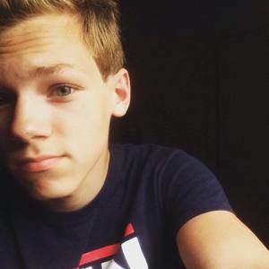 Meet your Posher, Dylan