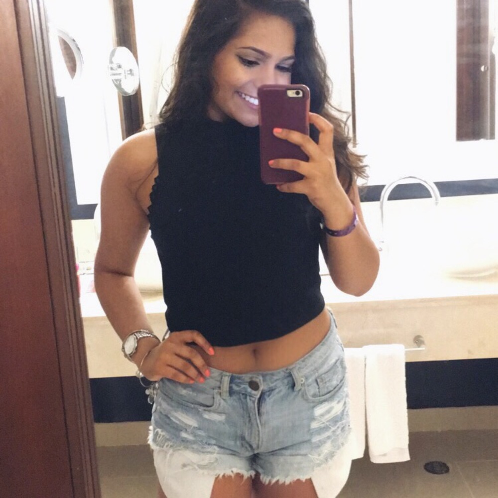 Meet your Posher ❗️