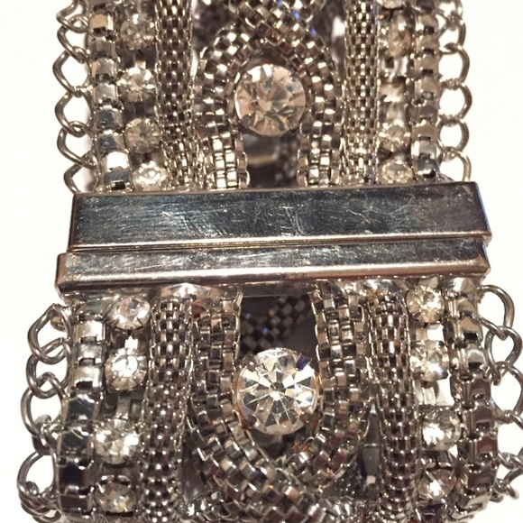 Beautiful Rhinestone & Metal Bracelet - Picture 3 of 4