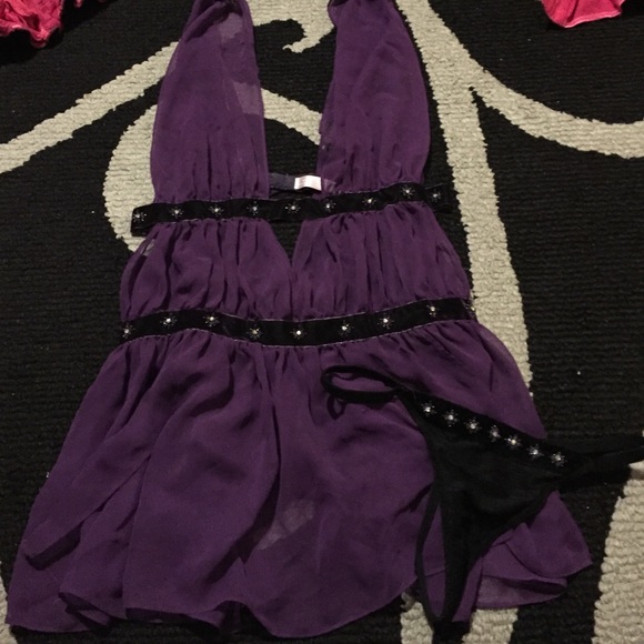 VS VERY SEXY - Picture 1 of 3