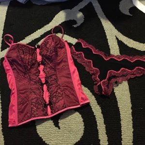 VS SEXY LITTLE THINGS