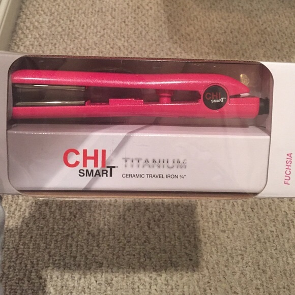 Travel sized chi straightener