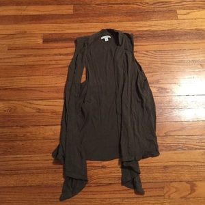 American Eagle Tissue Vest