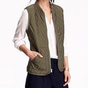 Old Navy | NWT Olive Quilted Vest Lightweight