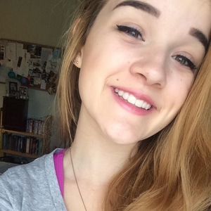 Meet your Posher, Caroline