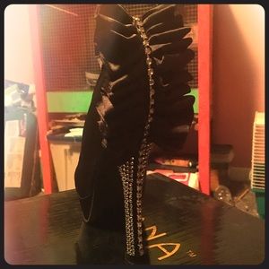 ❌ SOLD ❌Black dress heels
