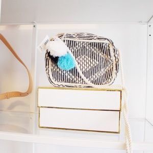Old Navy Bags - Old Navy Woven Cross-Body Pom-Pom Bag Old Navy Bags - Old Navy Woven Cross-Body Pom-Pom Bag