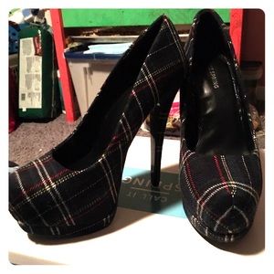 Plaid heels